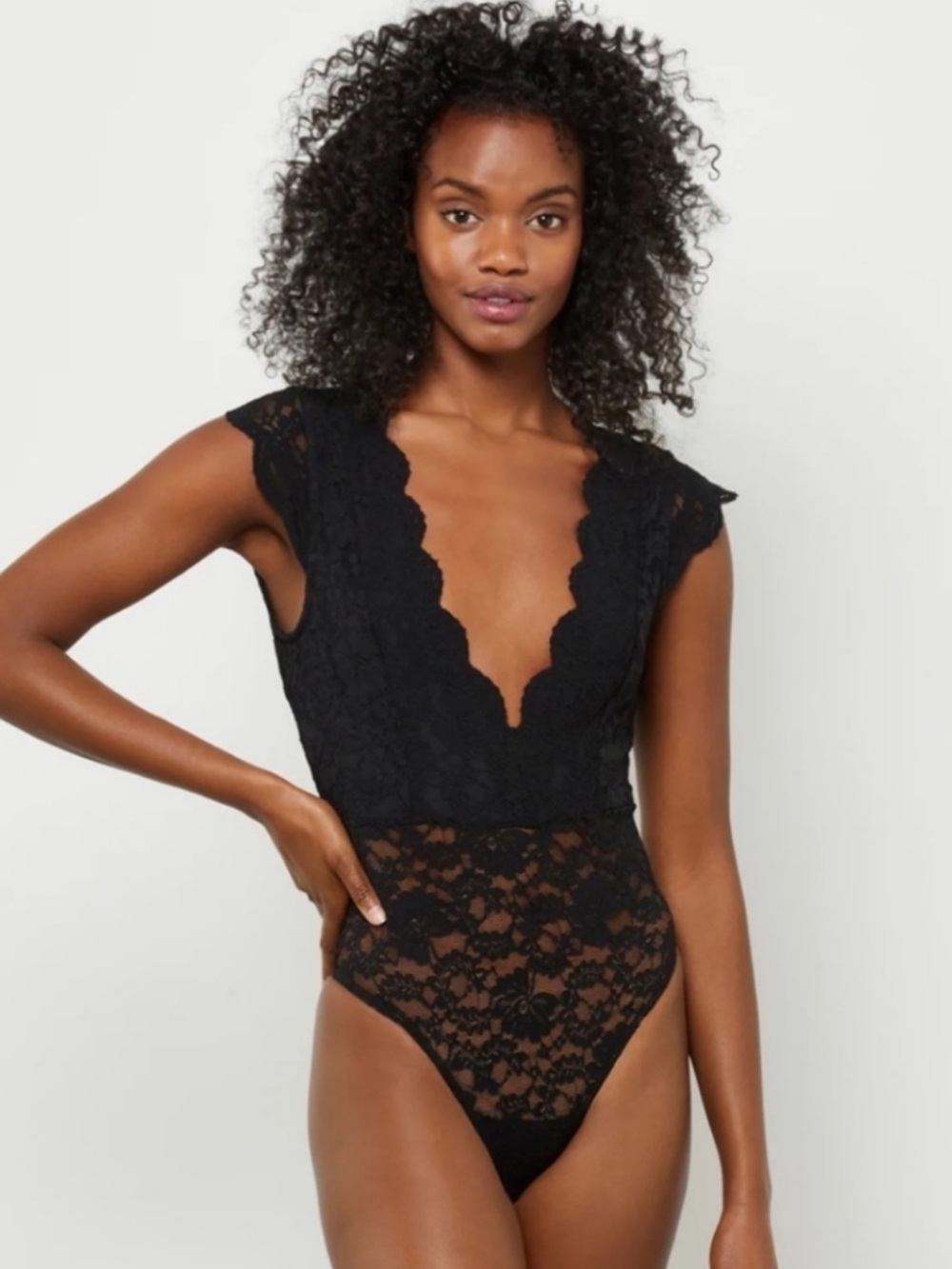 BCBGMaxAzria Black Lace Scalloped V-Neck Bodysuit